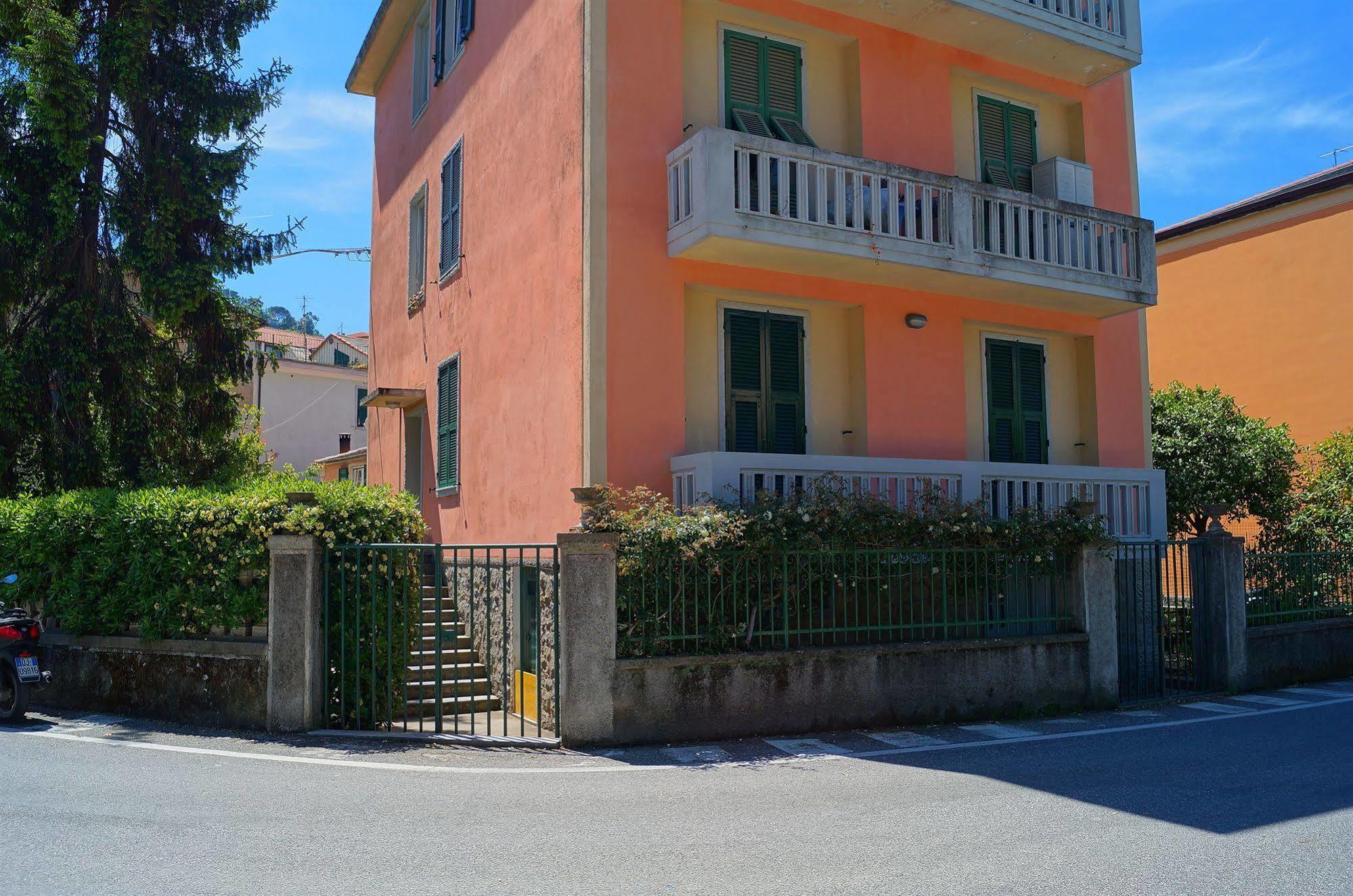 Levanto Rentals Bagian luar foto